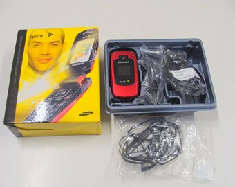 Vintage Samsung M500 Flip Phone in Original Box w/ Most Stuff That Original Came with It, Untested