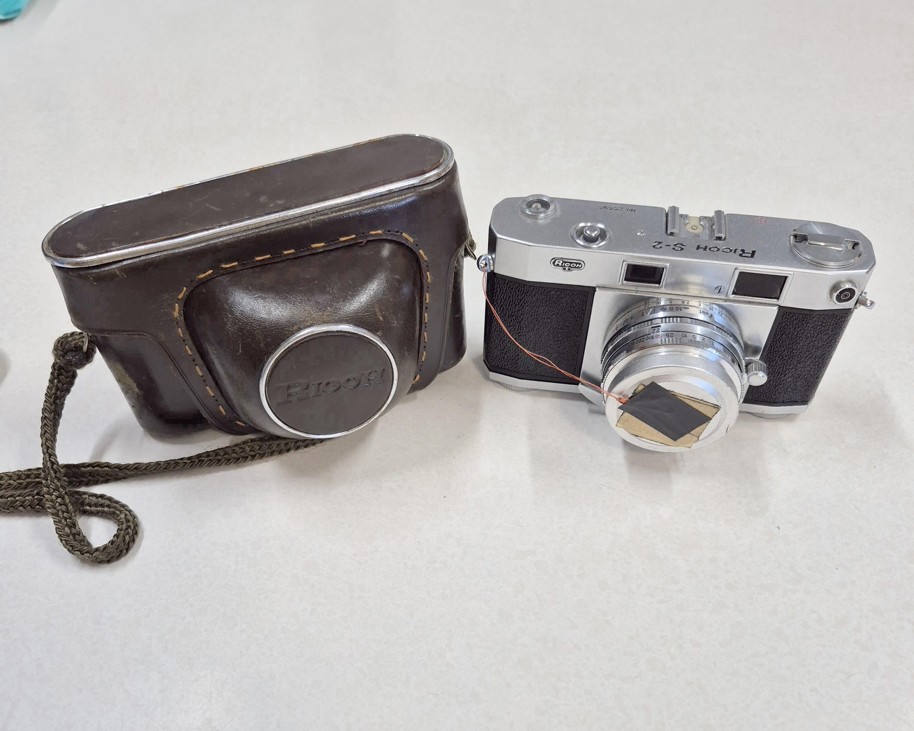 RICOH 500 G フィルムカメラ セット Ricoh 500 G – Great Design With a Touch of Yesterday · Lomography