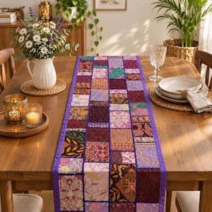 Handgefertigter indischer Patchwork-Tischläufer | Farbenfrohe Tischdekoration aus Stoff | Rustikaler Esstischläufer | Boho-Wohndekoration.