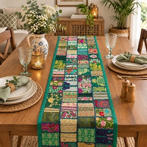Handgefertigter indischer Patchwork-Tischläufer | 16 x 72 Zoll, handgefertigte Boho-Tischdekoration im indischen Stil.