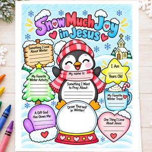 Puede incluir: Una colorida hoja de actividades imprimible titulada Snow Much Joy in Jesus que presenta un pingüino central con un gorro y bufanda de rayas rojas y blancas, rodeado de temas invernales, una pequeña iglesia, un cacao y copos de nieve.