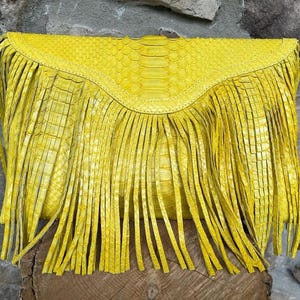 Sac bandoulière en cuir de python véritable : sac à main en peau exotique jaune