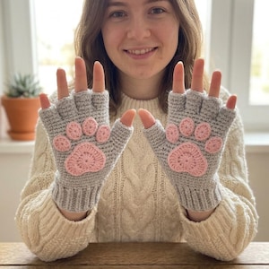 Crochet Cat Paw Fingerless Gloves Pattern, Cozy Mittens Tutorial (PDF Download)