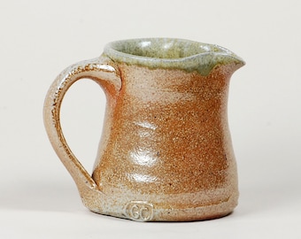 Jarra/crema individual de jarabe de arce con glaseado de sal pequeña para 1/2 taza de líquido