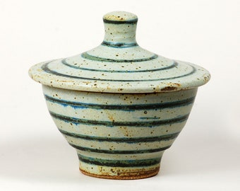 Stoneware sugar bowl, glazed in gray with blue stripes