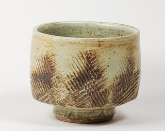 Stoneware paddled decoration serving bowl, ash/crackle glaze