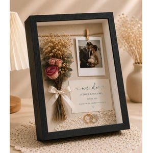 Schaduwdooslijsten, trouwherinnering, woondecoratie, diepe fotolijsten, vriendschapscadeau, jubileumcadeau, kraamcadeau, geperste bloemen, ingelijste kunst