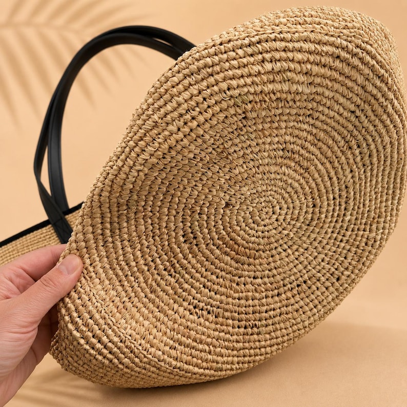 Borsa in rafia, tote bag estiva fatta a mano con manici in pelle immagine 3