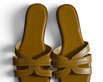 Stylish Women’s Flat Sandals – Lightweight, Comfortable Open Toe Summer Slides