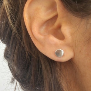 Silver stud earrings, Tiny silver earrings, Minimalist studs, Round studs, Small silver studs, Sterling silver earrings, Everyday earrings