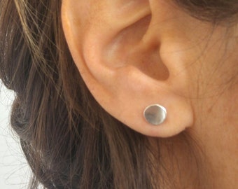 Pendientes de plata, Pendientes pequeños de plata, Pendientes minimalistas, Pendientes redondos, Pendientes pequeños de plata, Pendientes de plata de ley, Pendientes para el día a día