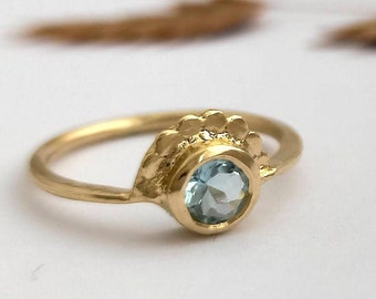 Aquamarine ring, Boho engagement ring, Flower gold ring, Gemstone gold ring, India gold ring, 14k gold ring, Solid gold ring, Gemstone ring