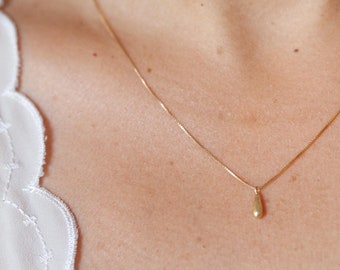 Gold necklace for women, 14k Gold necklace, Gold pendant necklace, Solid gold jewelry gift, Dainty gold necklace, Pendant necklace, Layered