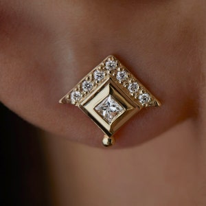 14k Diamond earrings, Solid gold diamond studs, Natural diamond earrings, Modern diamond earrings, Cluster diamond jewelry for women, TCW0.2