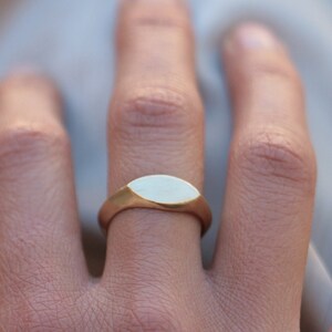 Marquise signet ring, 14k gold ring for women, Solid gold ring, Pinky ring women, Modern signet ring, Signet ring for women, 14k Unique band