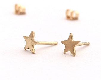 Solid gold star studs, Dainty gold studs, Gold star earrings, Solid gold studs, 14k stud earrings, Cute gold earrings, Small gold studs