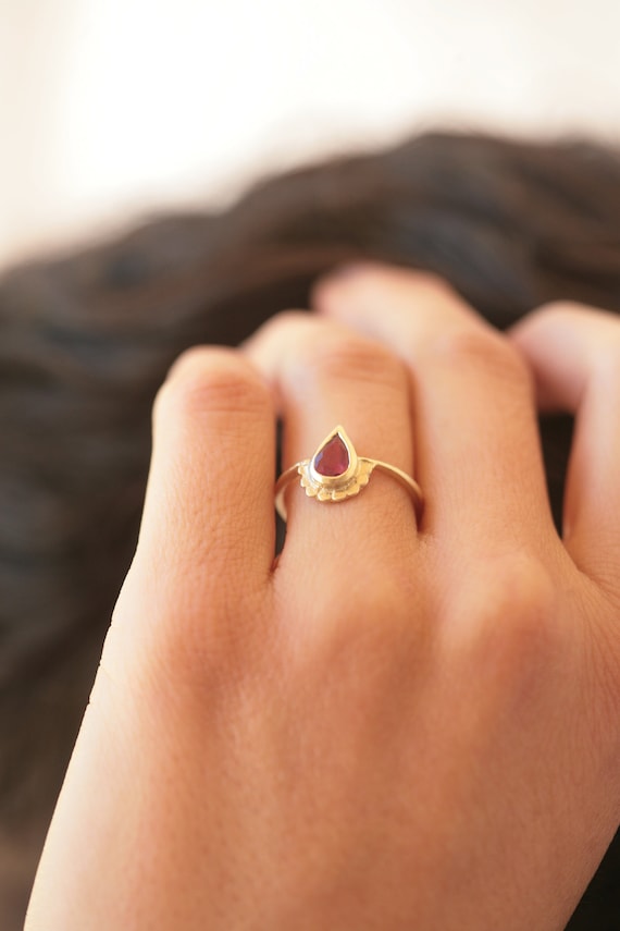 Ruby Ring: Buy Luxury Diamond Ruby Tanzanite Ring Online India| Rose