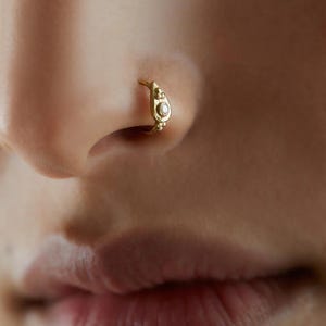 Diamond nose ring, Western Nose Ring, Solid gold nose hoop, 14k Nose piercing, India nose ring, Delicate Ethnic nose ring, Teardrop Boho