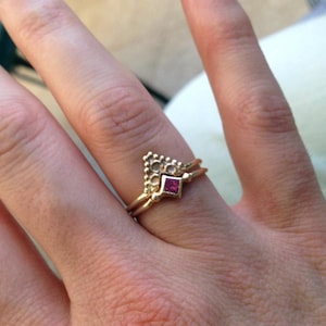 Gestapelte 14k Goldring Set, Rubingoldringe, Brautringset, feste Goldringe, ethnische Goldring, Goldringe Frauen, Edelsteinringsatz, Boho