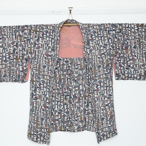 Japanischer Seidenkimono Haori floral