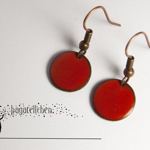 Rote Emaille-Ohrhänger, handgemacht