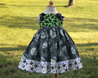 2T Halloween Dress // 2T Halloween Knot Dress // Knot Dress // Halloween Dress // Bat Dress // Girls Halloween