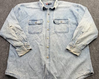 Vintage Chaps Ralph Lauren denim werkshirt uit de jaren 90, maat XL, met een verwassen, grunge-look.