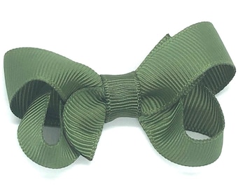 Olive green hair bow - hair bows, bows for girls, baby bows, toddler bows, pigtail bows, boutique bows