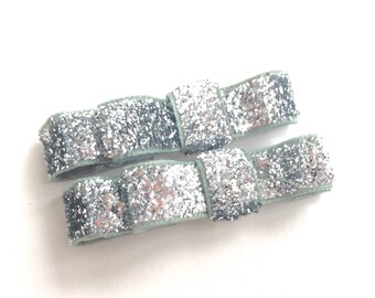 Silver glitter hair clips - hair bows, glitter bows, silver bows, baby bows, hair bows for girls, baby hair clips, girls bows, toddler bows