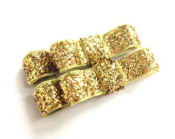 Gold glitter hair clips - hair bows, hair clips, baby bows, baby hair bows, toddler hair bows