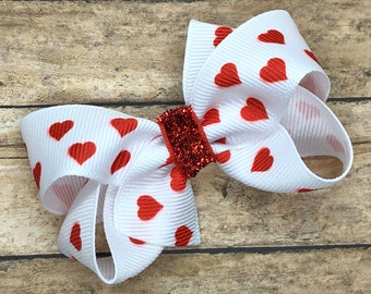 Red heart hair bow - Valentines hair bow, hair bows, girls bows, toddler bows, baby bows, girls hair bows, boutique hair bows, 3 inch bows