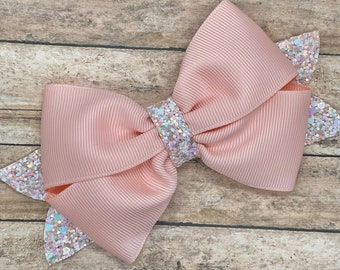 Light peach hair bow - hair bows, bows for girls, toddler hair bows, boutique hair bows, 4 inch hair bows