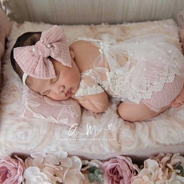 Pearl romper girl  Newborn romper set, Newborn photo prop, sitter romper, newborn girl romper, newborn girl photo outfit, pink newborn set