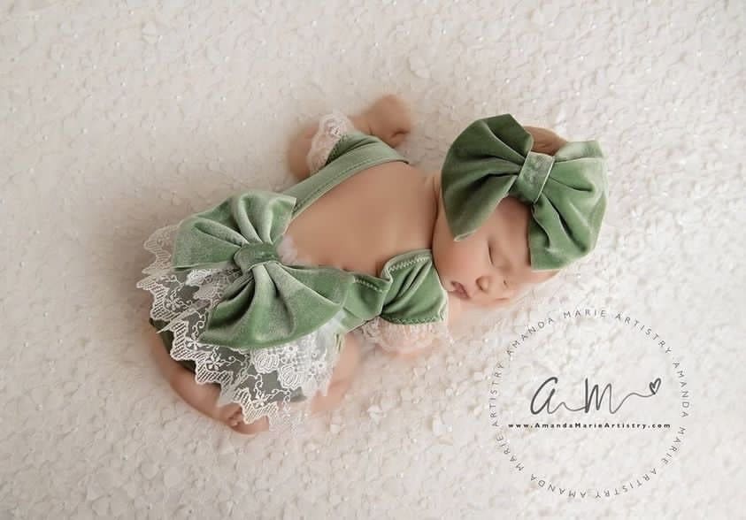 slim fit dress slacks Valentina Bebes Baby Girls Bottle Green Velvet Lace Dress & Pants KAX184 main image 0