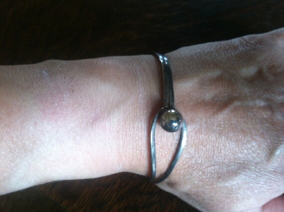 Silver Ball Loop Bracelet - image 4