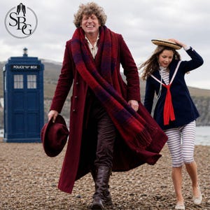 Tom Baker Vierter Doktor Roter Wollmantel | Doctor Who Cosplay Kostüm | Handgemachter langer Vintage Mantel
