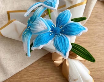 Fiori stabilizzati fatti a mano. Bouquet di fiori fatto a mano.
