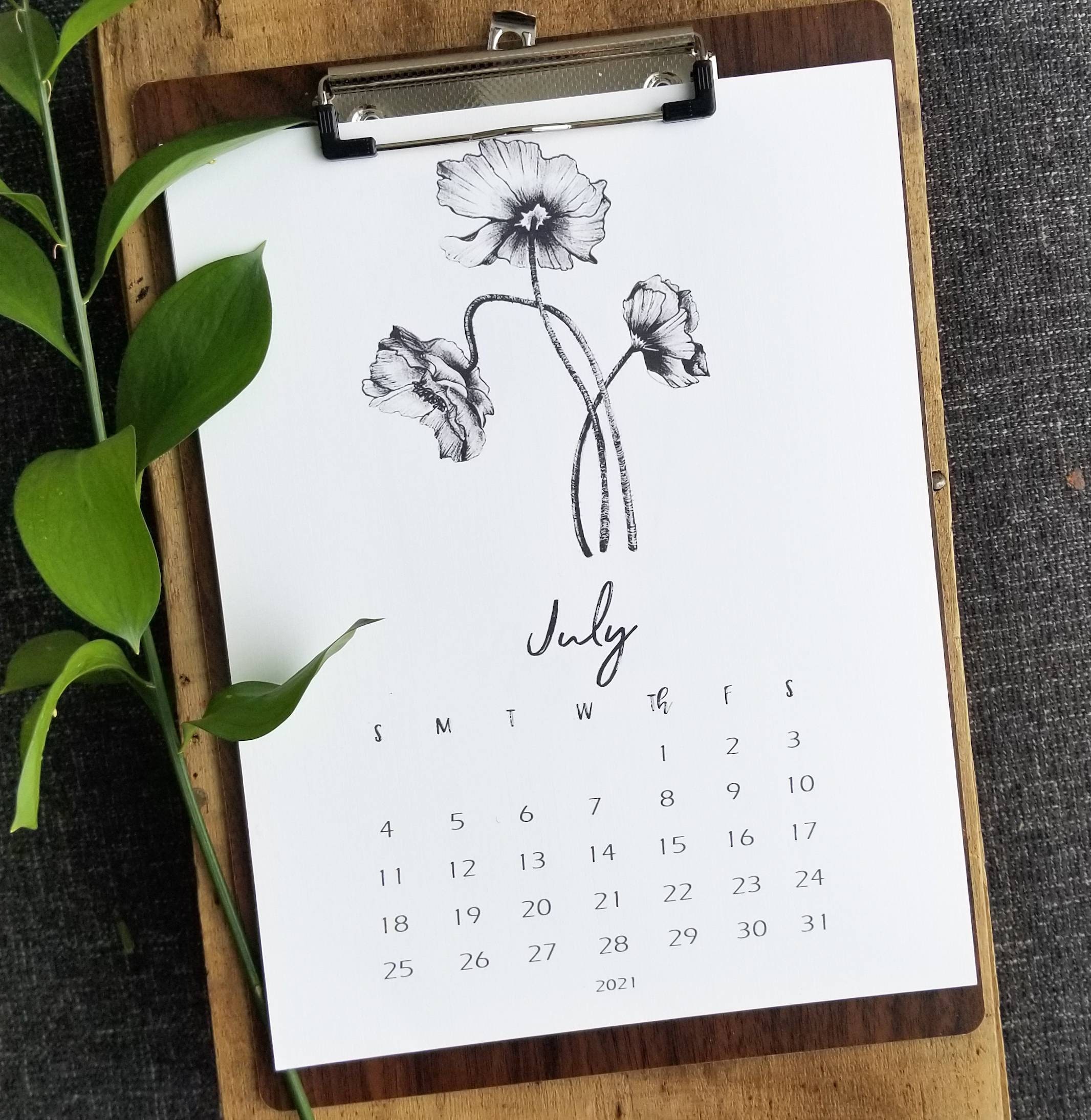 Floral 3 Columns 15 Months Partner Calendar for Two: 16x32,5cm Couples Wall Planner 2021 228 Useful Stickers Cute Love Quotes Preview `22 Stylish Floral Design Annual Calendar Floral 3 Columns 15 Months Partner Calendar for Two: 16x32,5cm Couples Wall Planner 2021 228 Useful Stickers Cute Love Quotes Preview `22 Stylish Floral Design Annual Calendar