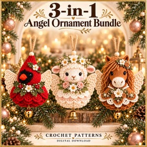 Op de afbeelding: Een 3-in-1 Angel Ornament Bundle digitale download met drie gehaakte ornamenten: een rode kardinaal, een wit lammetje en een bruin paard, elk voorzien van gehaakte vleugels, bloemaccenten en een klein gouden belletje aan de onderzijde.