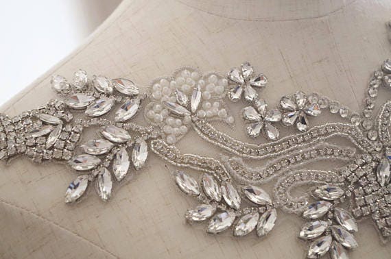 Bridal neckline applique clearance