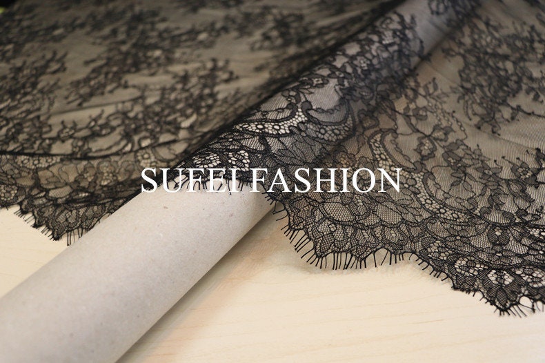 13 Black Chantilly Lace (Made in France) – Britex Fabrics