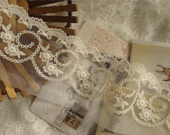 ivory lace trim , cotton embroidered mesh lace with scalloped trim