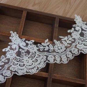 Elfenbein Spitze Trim für Brautschleier mit floralen, Guipure Spitze trimmen, gewellte Spitze, Braut Spitze trimmen, Alencon Spitze trimmen CGHB107