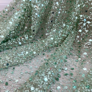 hellgrüner paillettenbesetzter Stoff Meterware für Brautkleid, Tanzkostüm, schwerer Perlen-Tüll-Spitzenstoff