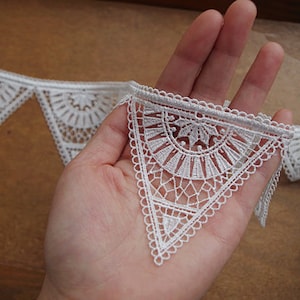 vintage style lace trim, Triangle lace trim, geometric pattern lace trimming DG127B image 5