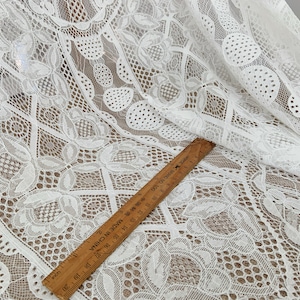 Französischer Chantilly-Spitzenstoff mit Retro-Mustern, neu eingetroffen