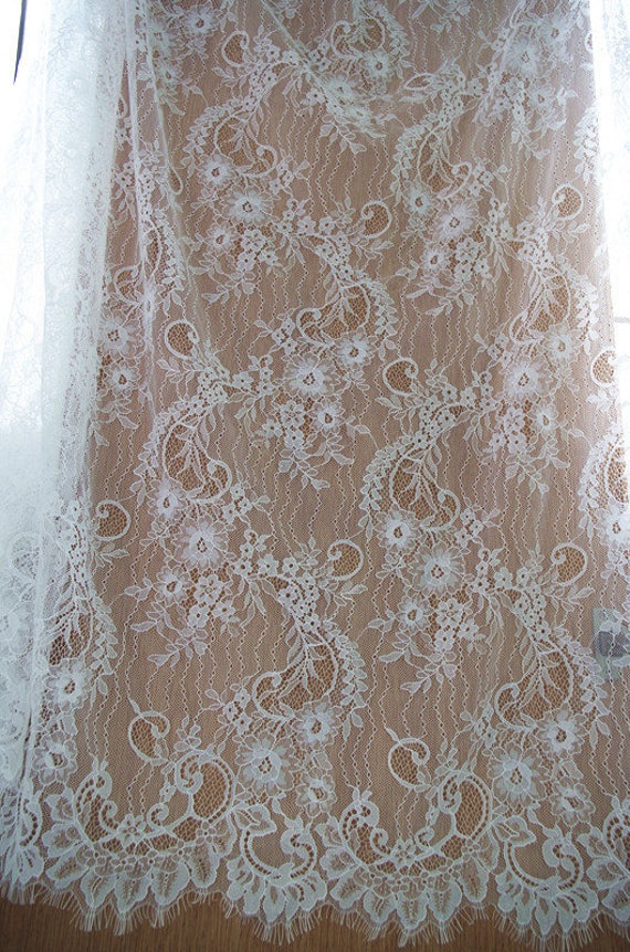 Off White Chantilly Lace Fabric, French Chantilly Lace,wedding Lace Fabric  With Scalloped Borders 