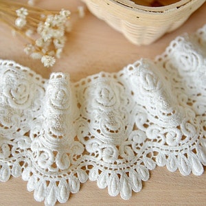 off white cotton lace trim , crochet cotton lace, retro scalloped trim lace, one yard