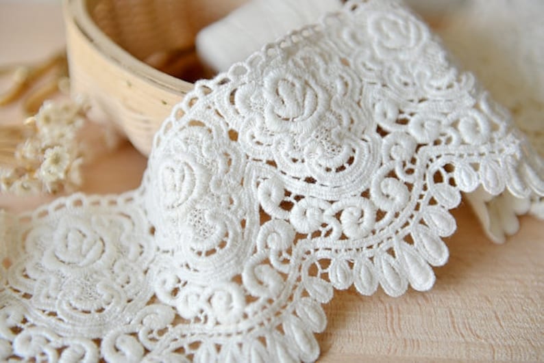 off white cotton lace trim , crochet cotton lace, retro scalloped trim lace, one yard image 3