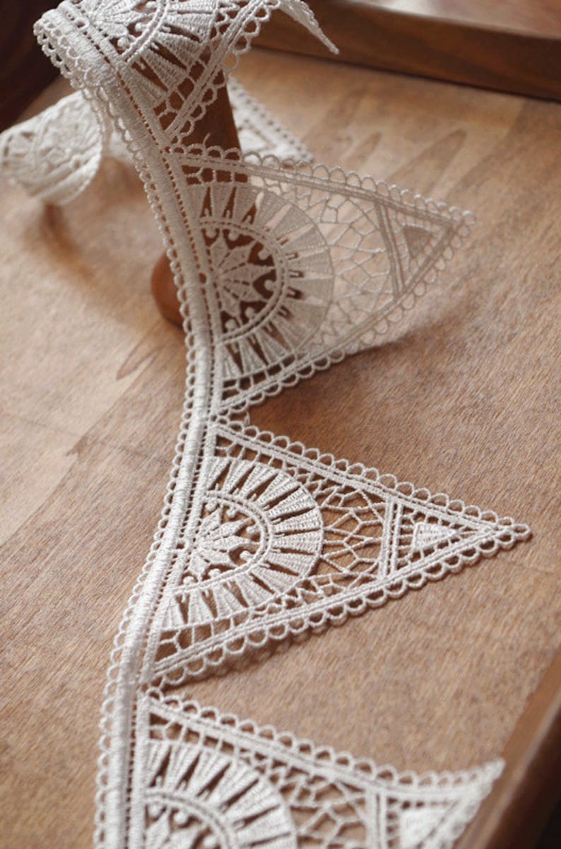 vintage style lace trim, Triangle lace trim, geometric pattern lace trimming DG127B image 1